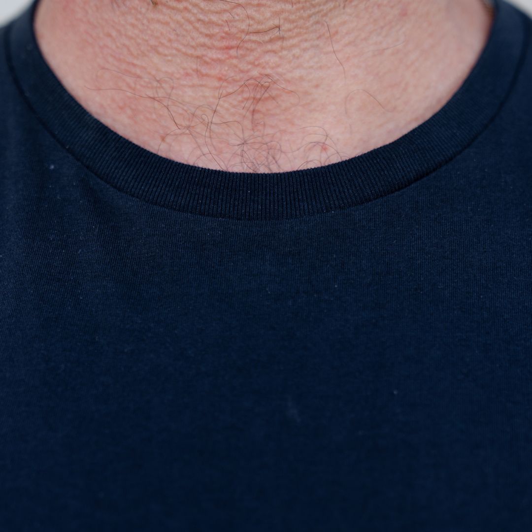 Le t-shirt français mixte bleu nuit | 100% coton bio 10