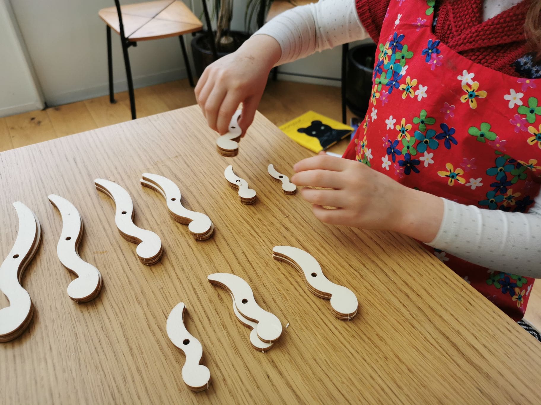 Le kit Forêt | Construis et décore ton sapin de Noël en bois 3