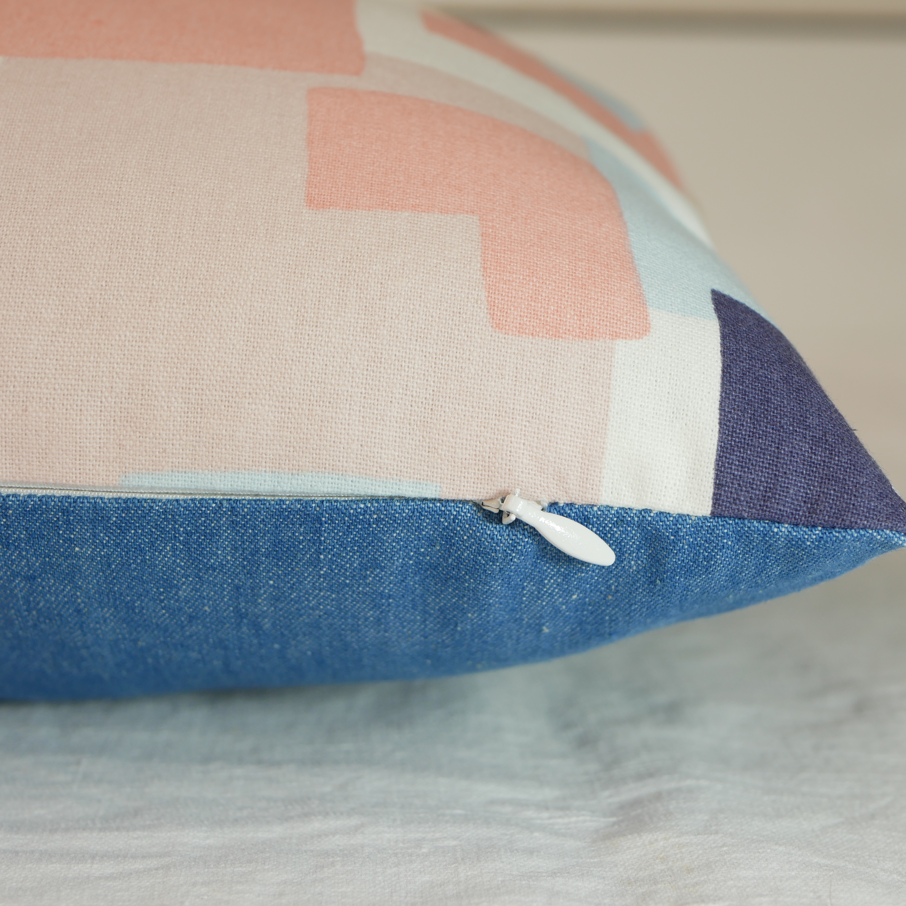 Coussin décoratif 50x30cm avec fermeture éclair invisible