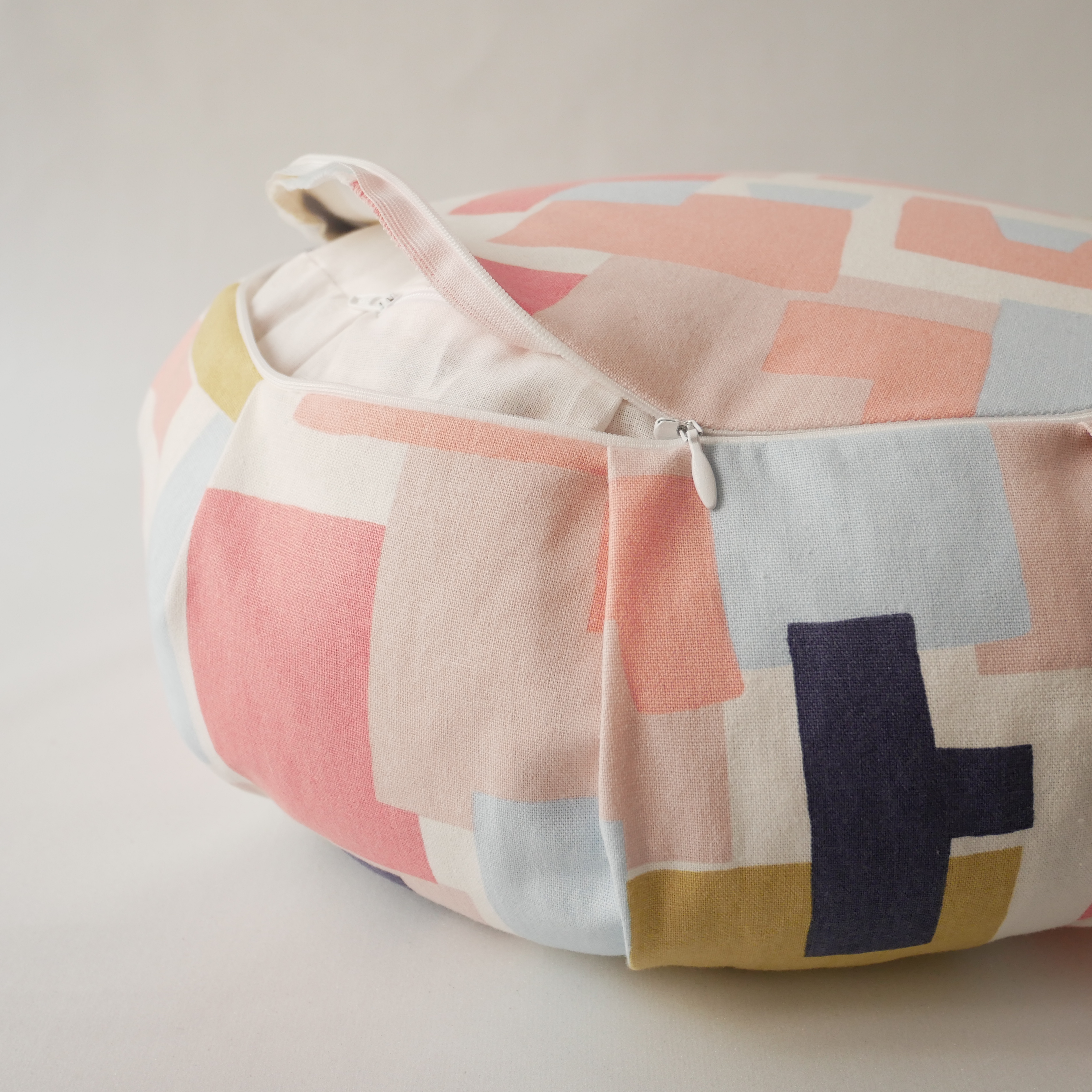 Coussin de méditation enfant entièrement déhoussable avec zip