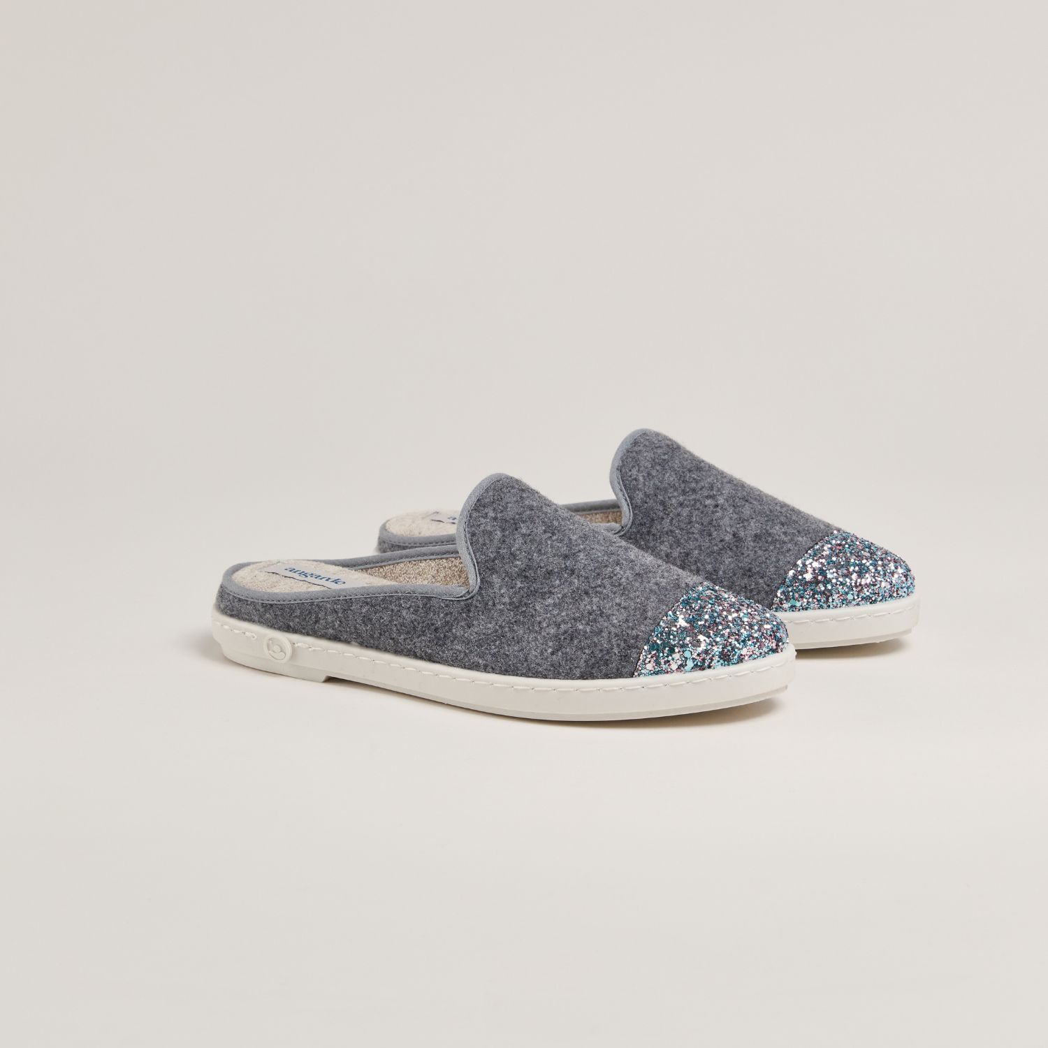 La mule en laine recyclée, gris paillettes 2