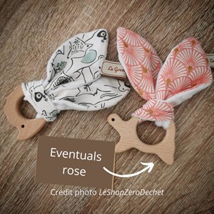 Anneau de dentition en bois fait main - motif éventail rose