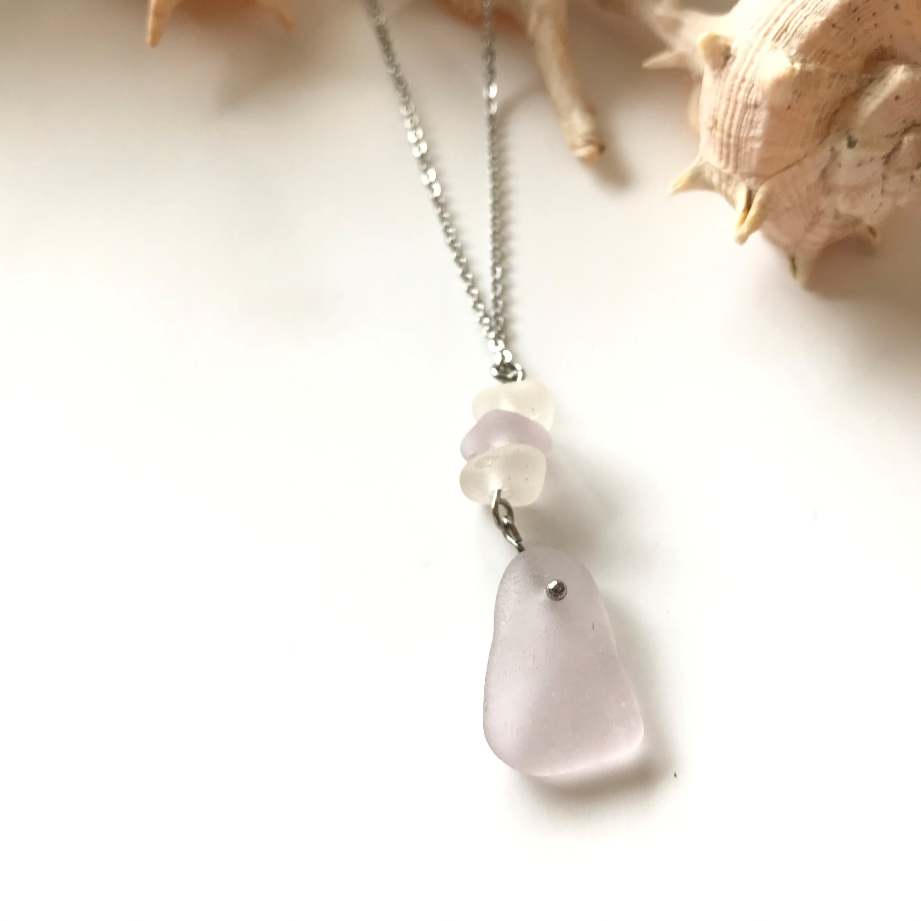 Collier PRESQU'ÎLE Rose parme en verre recyclé 3