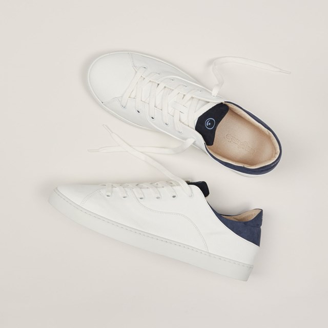 La basket After Surf en "cuir" de raisin, blanc jeans 4