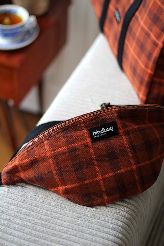 Sac banane OLIVIA, tartan sienne , coton bio 4