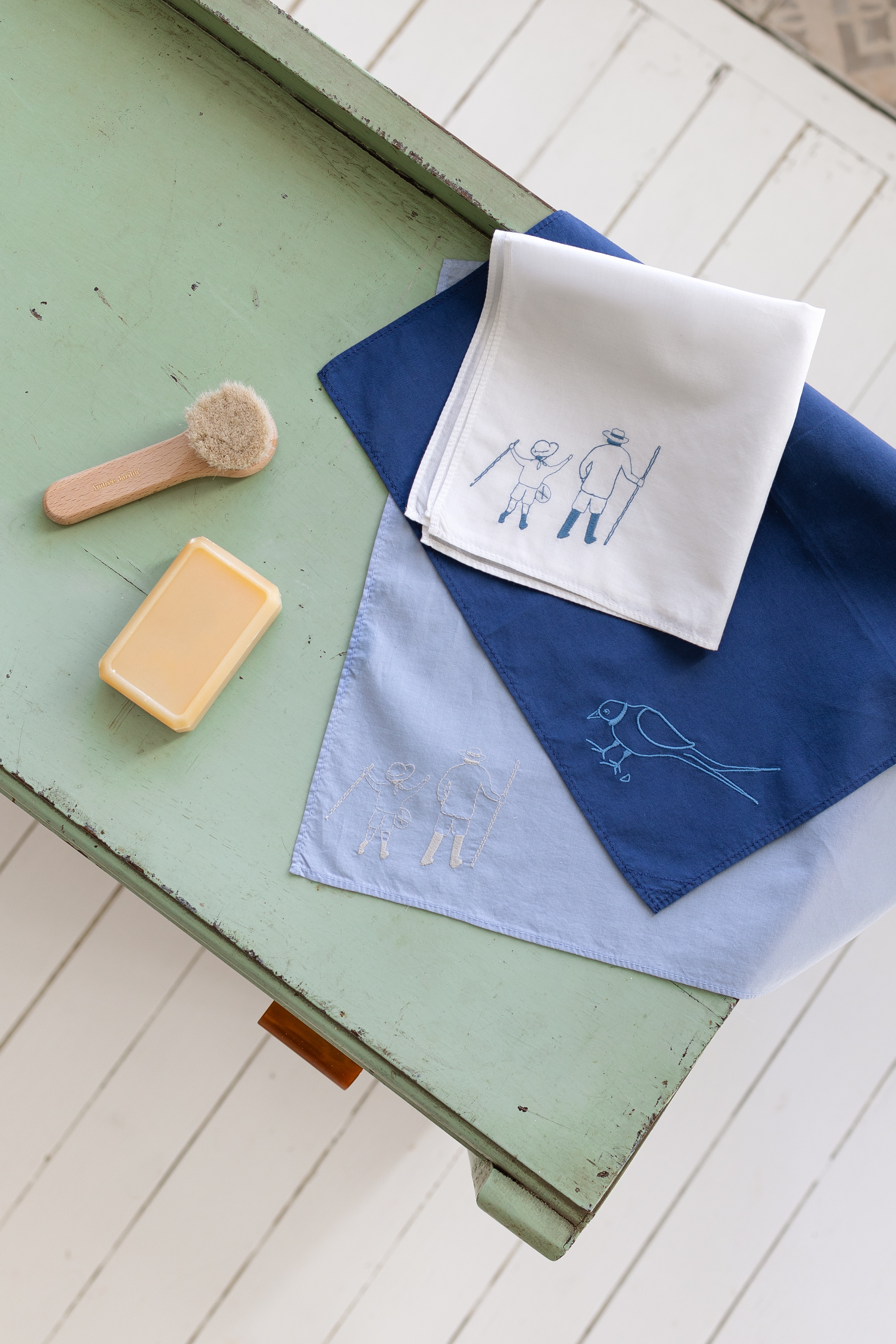 Coffret Les 3 bleus, mouchoirs en tissu brodés