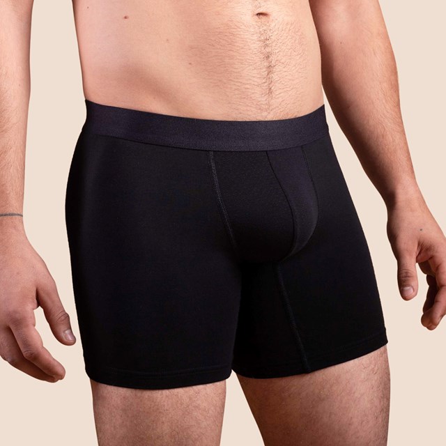 Boxer sport mi-long en tencel noir pour hommes