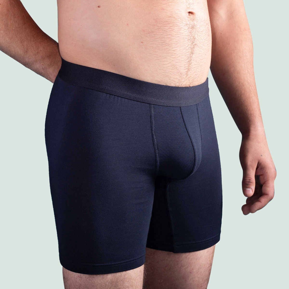 Boxer sport mi-long en tencel bleu marine pour hommes
