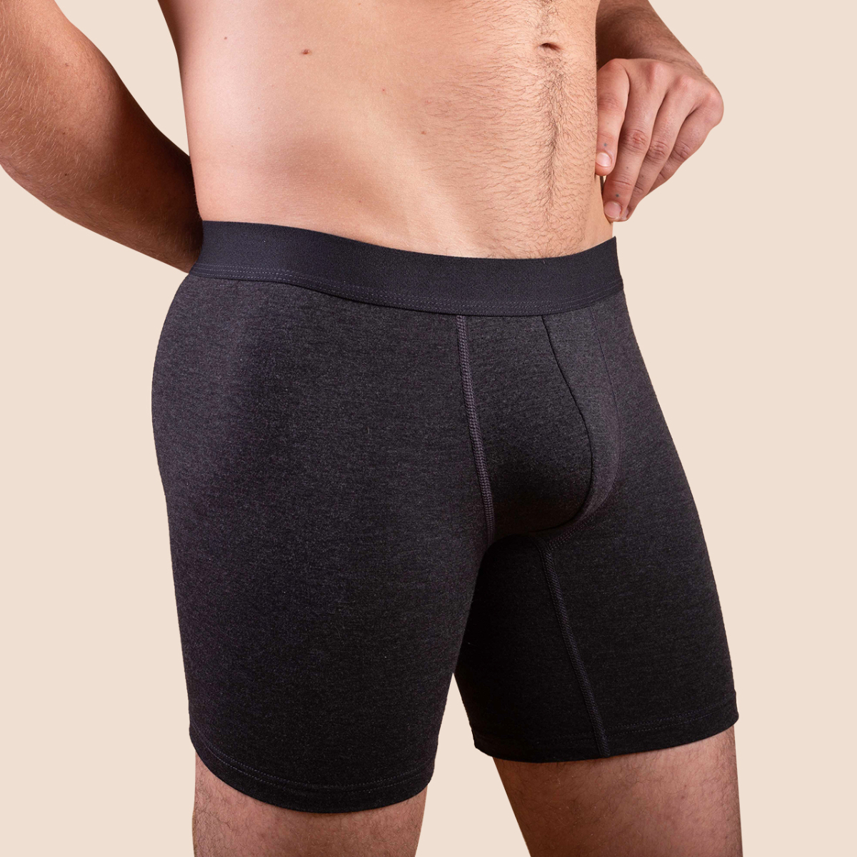 Boxer sport mi-long en tencel gris anthracite pour hommes