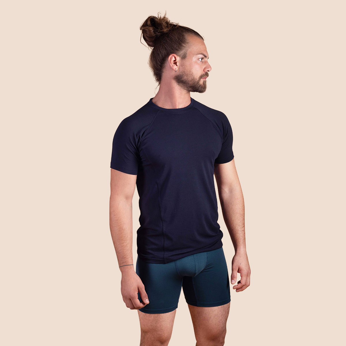 T-shirt bleu marine en tencel pour hommes