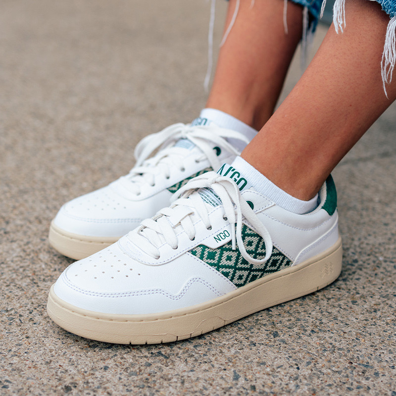 Sneakers rétro en cuir blanc - N’go 8