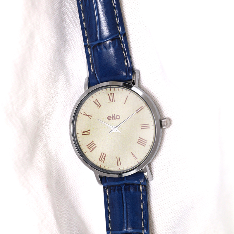 Montre Vintage Bleu Croco A Plat