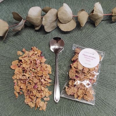 Fleurs séchées à cuisiner : rose de Damas 2