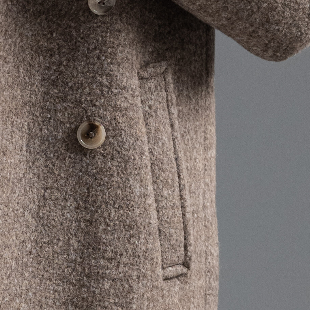 Caban Malo camel en laine de bébé lama upcyclée