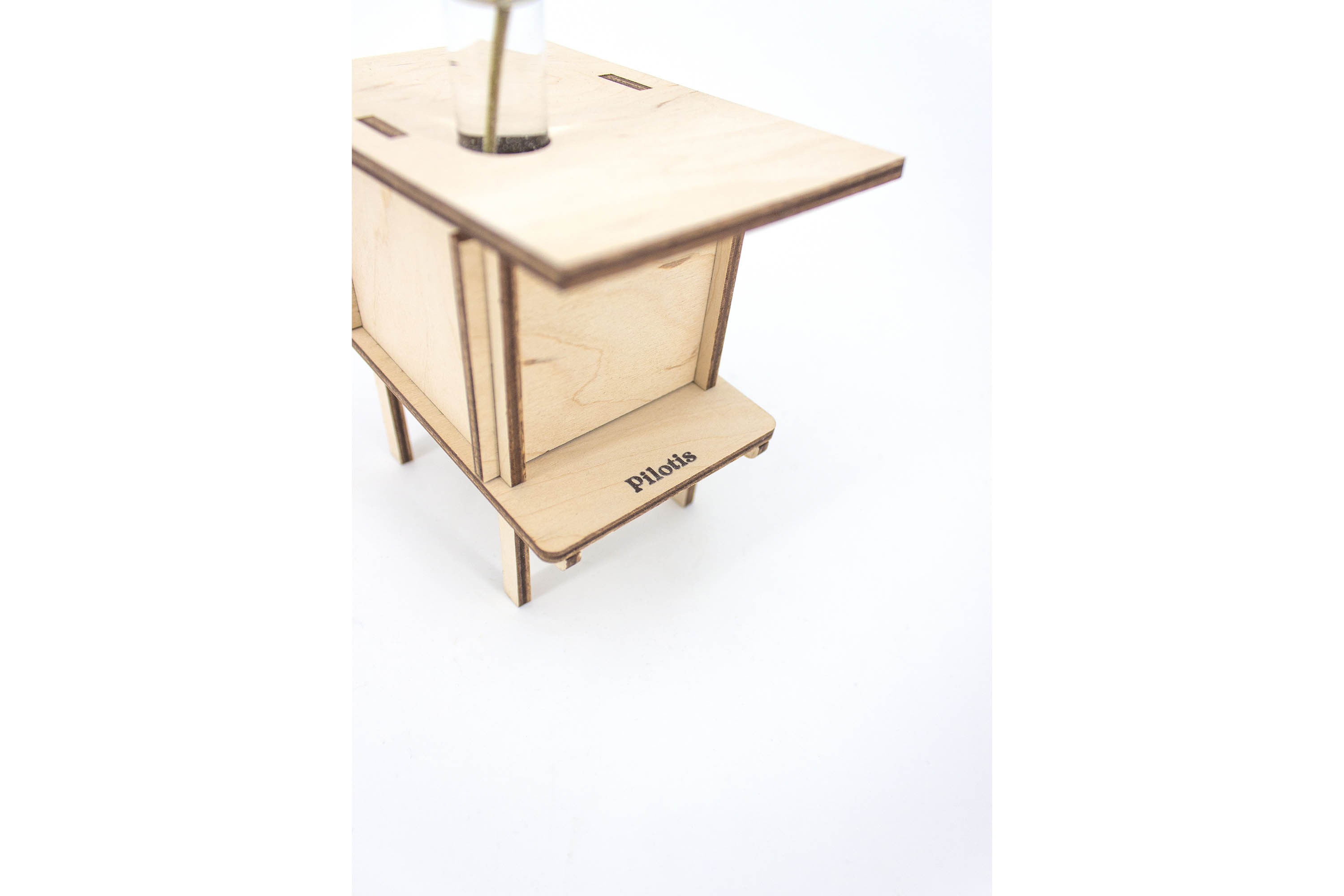 Vases COLLECTION ARCHITECTURE en bois certifié durable 10