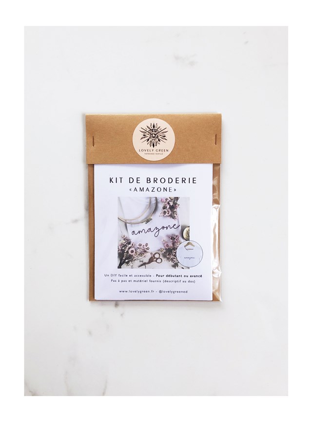 MINI KIT DE BRODERIE - AMAZONE 4