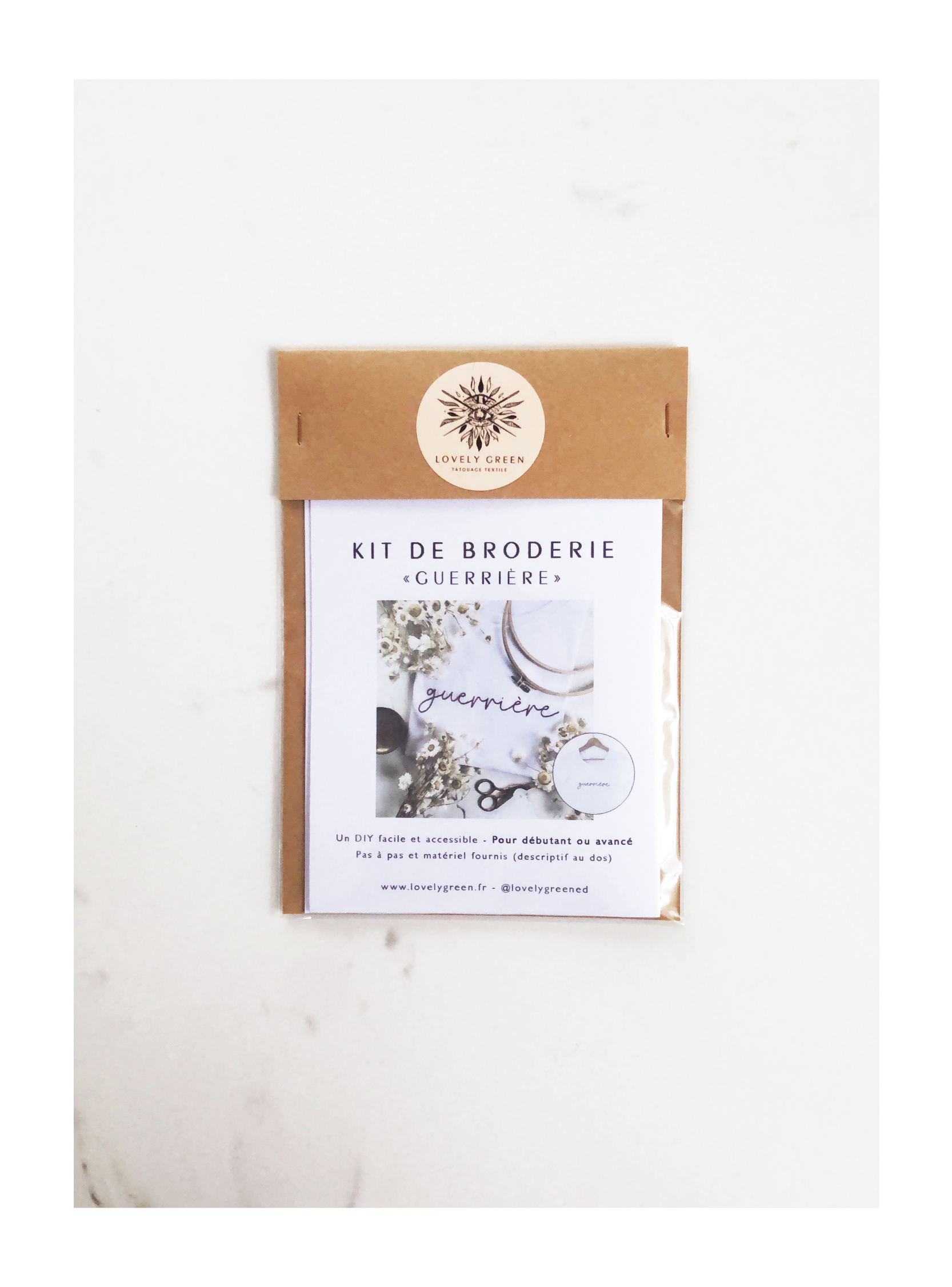 MINI KIT DE BRODERIE - GUERRIÈRE 3