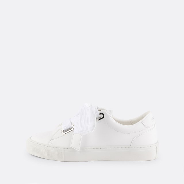 Victory White Apple 2