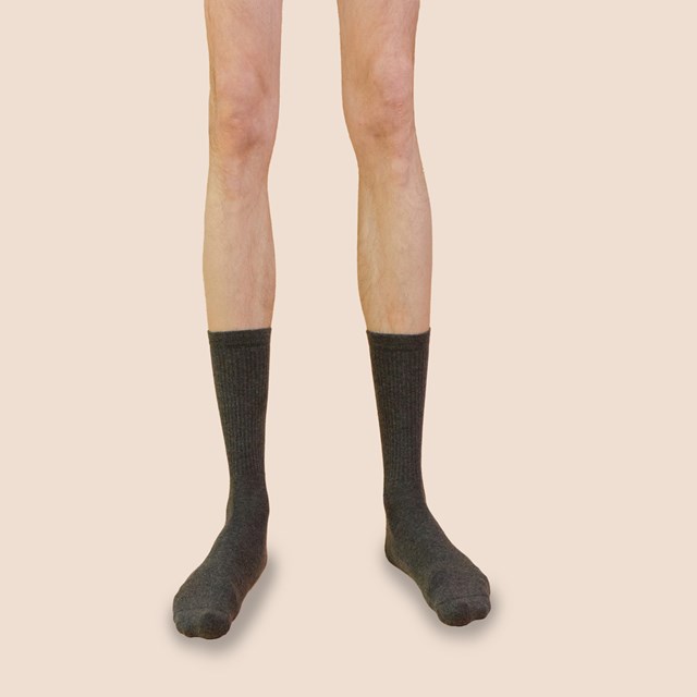 Chaussettes de tennis unies hautes en coton biologique pour hommes gris anthracite chiné