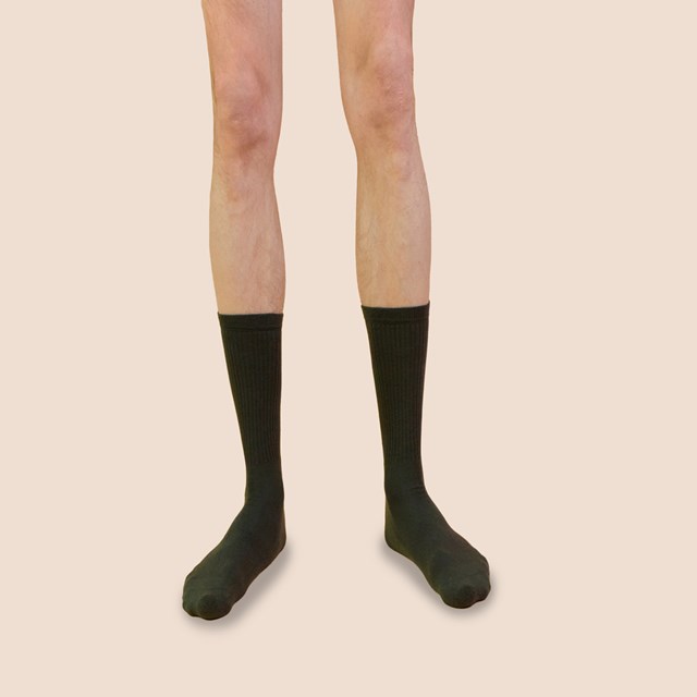 Chaussettes de tennis unies hautes en coton biologique pour hommes vert kaki
