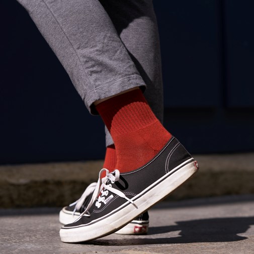 Chaussettes en coton bio unies basses rouille
