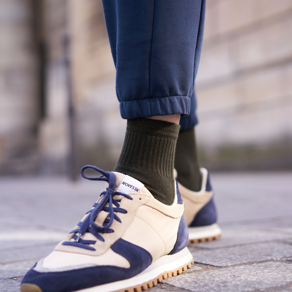 Chaussettes de tennis unies basses en coton biologique pour hommes vert kaki