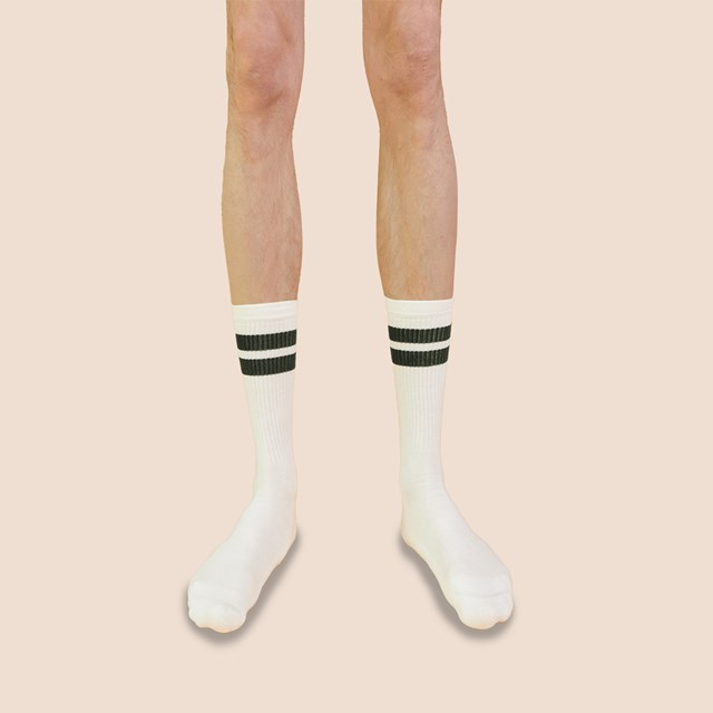 Chaussettes de tennis hautes à rayures en coton biologique pour hommes écru - kaki