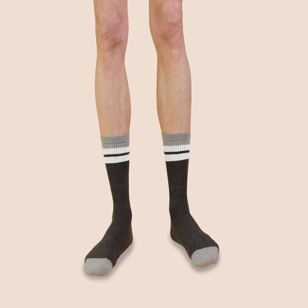 Chaussettes de tennis rétro hautes en coton biologique pour hommes gris anthracite - gris clair
