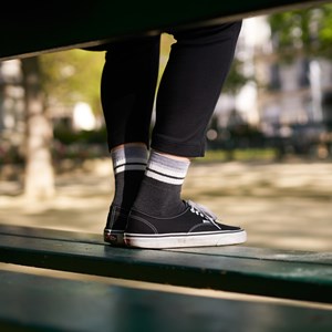 Chaussettes en coton bio rétro basses gris anthracite - gris clair