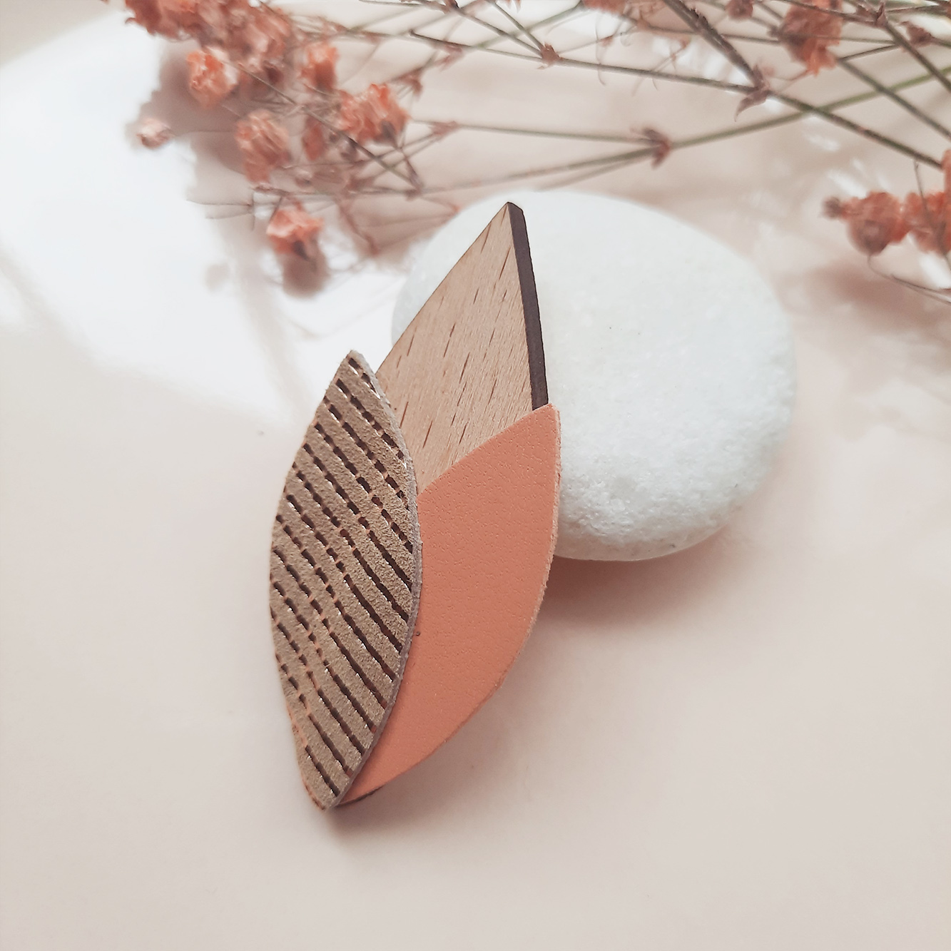 Broche en bois TULIPE Melon 4