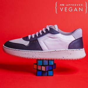 Baskets EVAN blanc et bleu marine 100% végane et recyclée