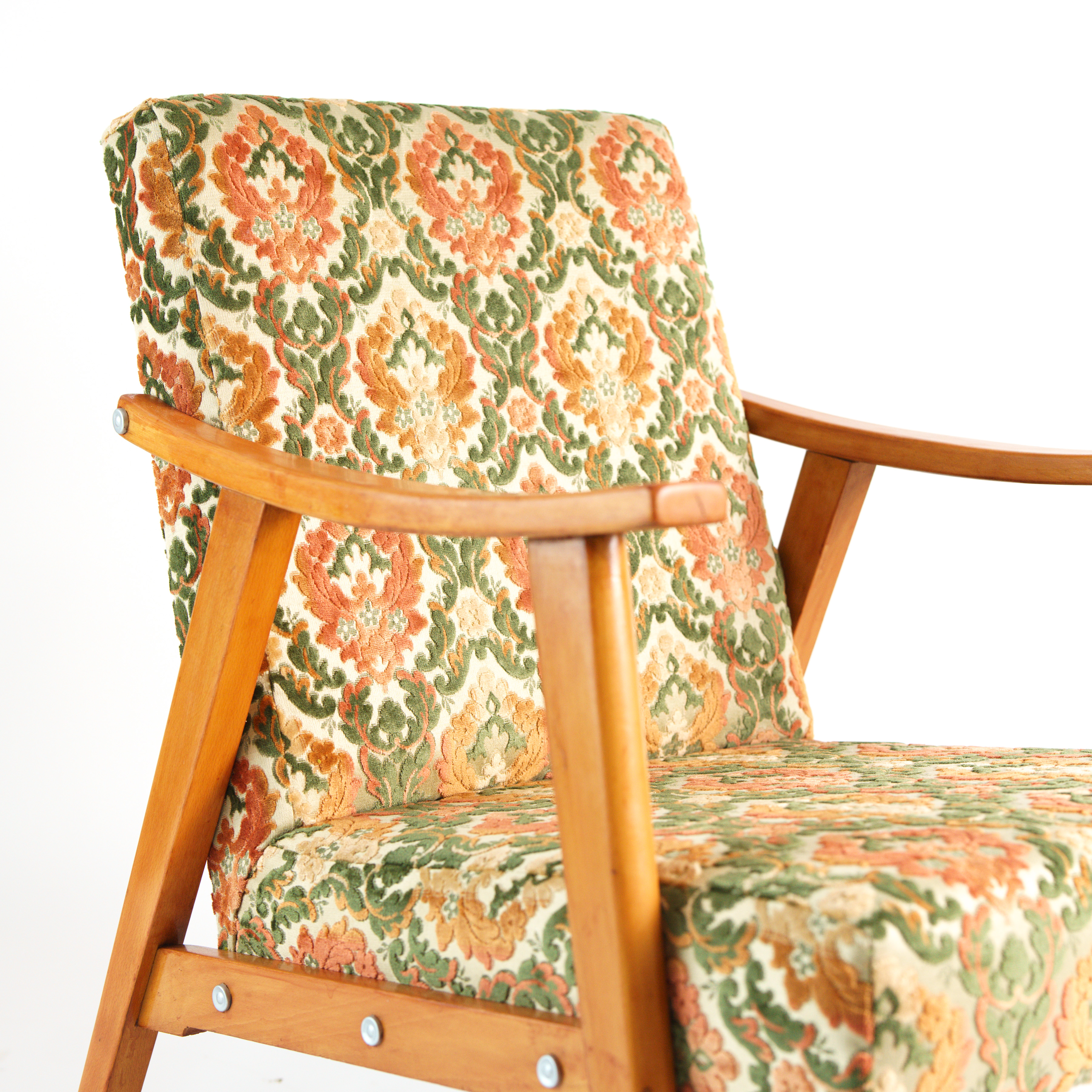 Fauteuil vintage restauré et retapissé - Golden Lotus 3