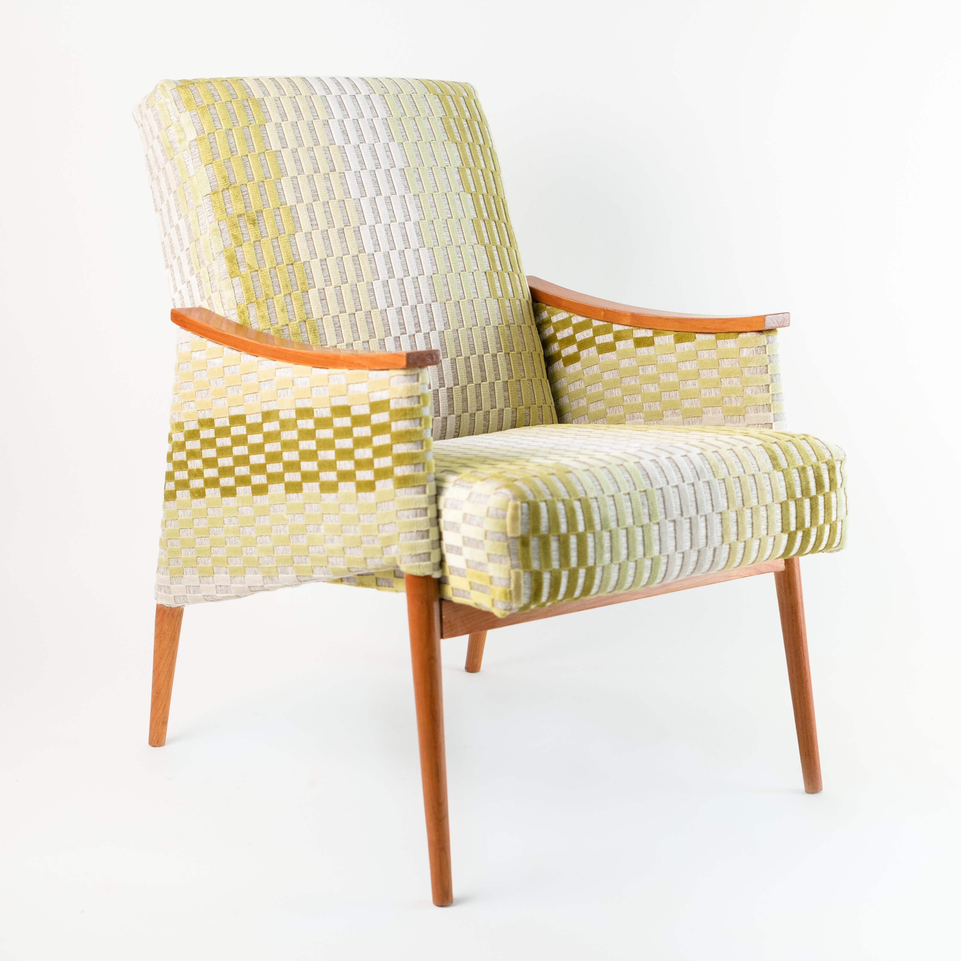Fauteuil vintage restauré et retapissé - Vert Carreaux 2