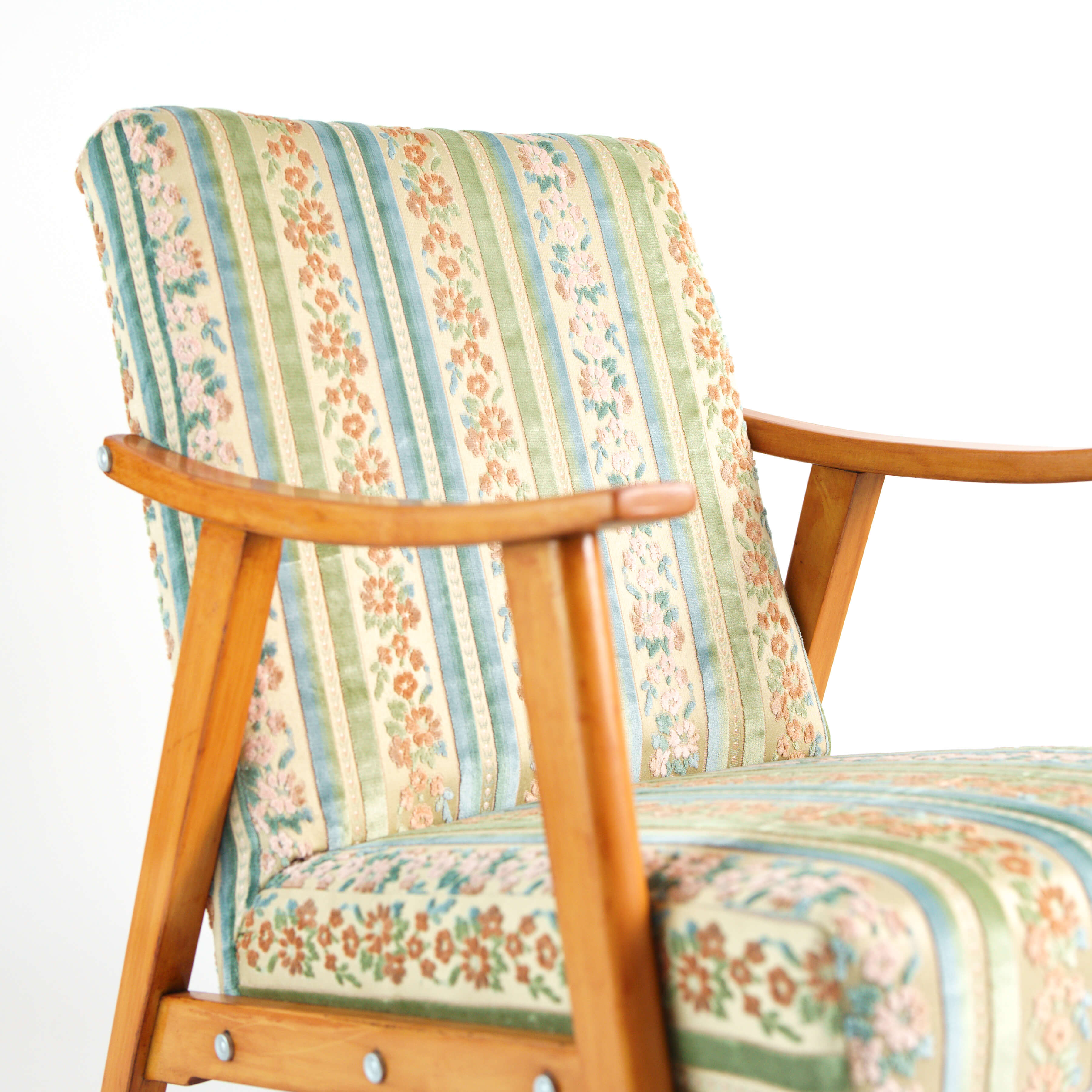 Fauteuil vintage restauré et retapissé - Marie Antoinette 3