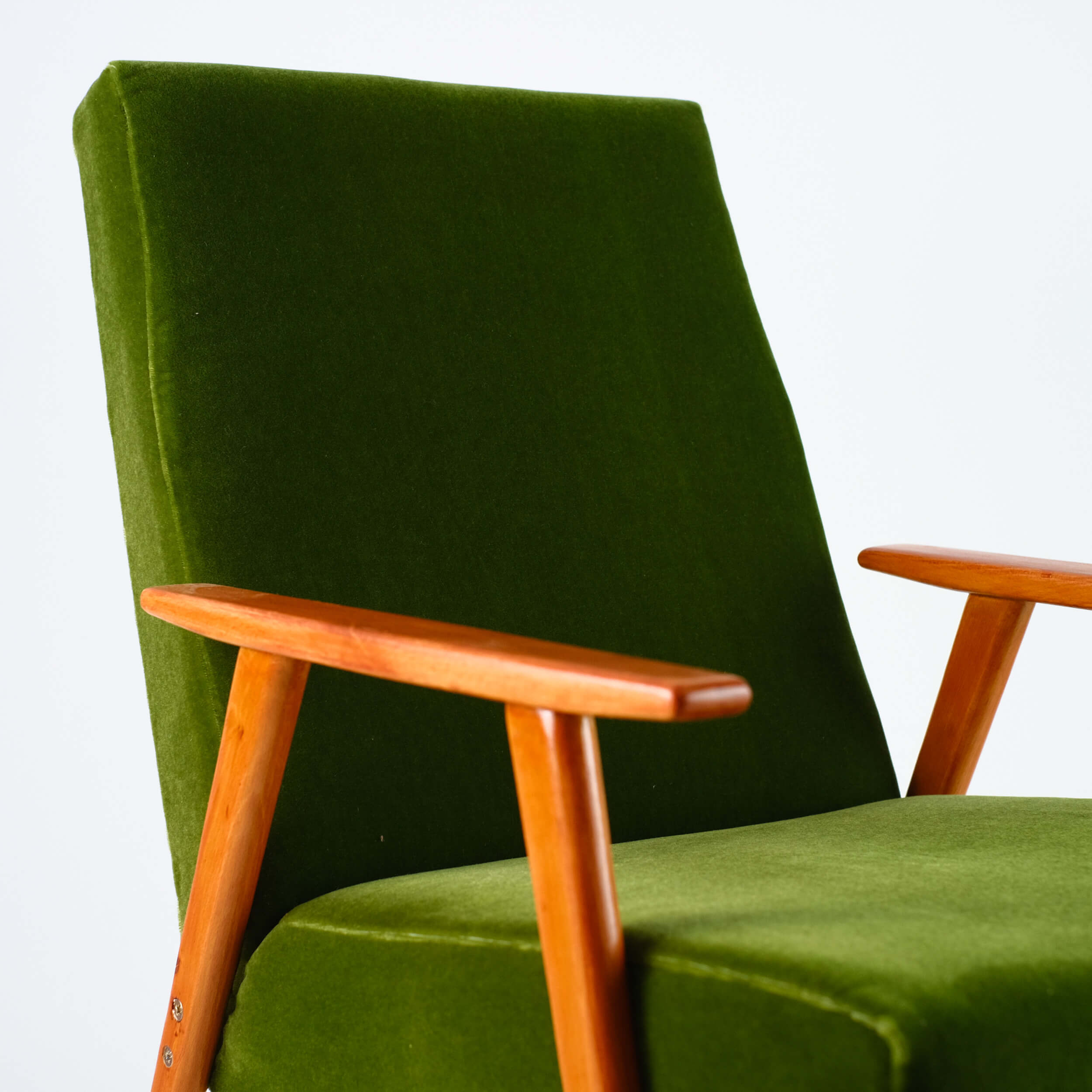 Fauteuil vintage restauré et retapissé - Green Poetry 3