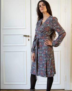 ROBE CACHE-COEUR ZURAS MANCHES 3/4 IMPRIMÉ HIBISCUS - EcoVero Aatise