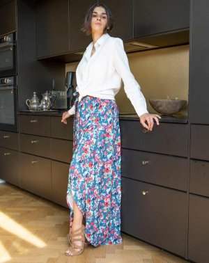 JUPE LONGUE PORTEFEUILLE FLEURI BLEU  ZILOU 100% ECOVERO détails chic et tendance