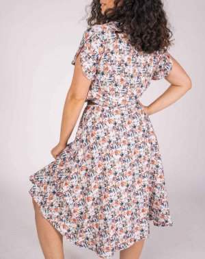 ROBE CINTRÉ AVEC JUPE ÉVASÉE ZYDIE - 100% Ecovero imprimé fleuris de dos