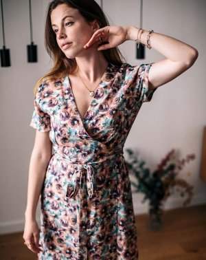 ROBE PORTEFEUILLE ZISKA MANCHE 3/4 - Ecovero Rose floral 3