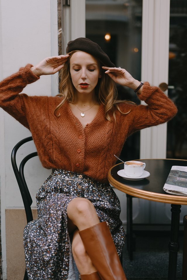Jupe midi marron imprimé fleuri 4