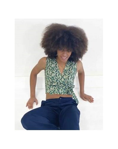 CROP TOP ZALANA - 100% EcoVero imprimé feuilles - sans manches