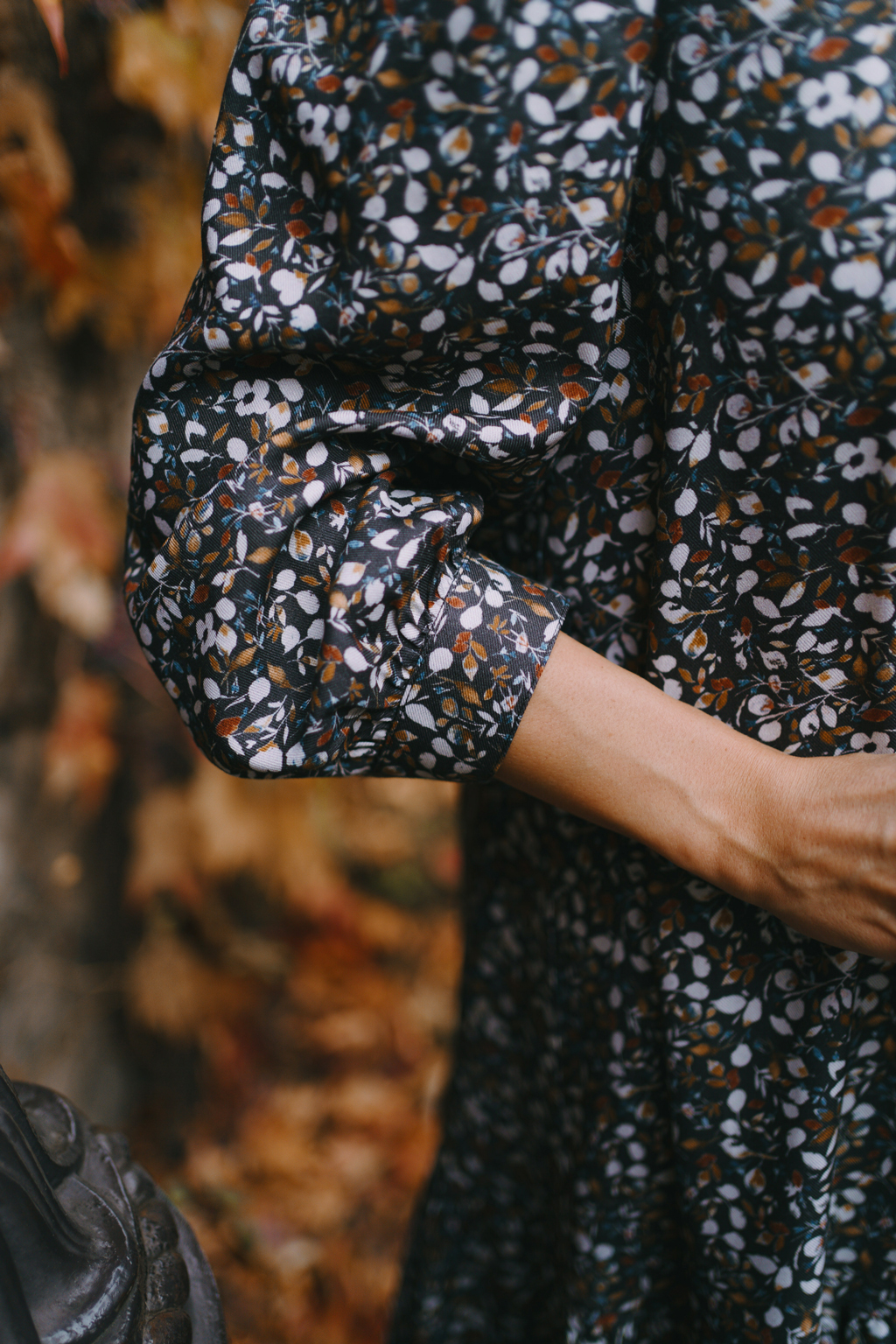 robe trapèze imprimé micro floral volant col Claudine