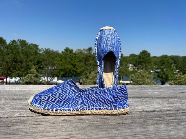 Les espadrilles Krama Heritage Diamond Bleu Roi 2