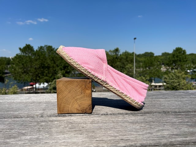 Les espadrilles Krama Heritage Diamond Rose Clair 3