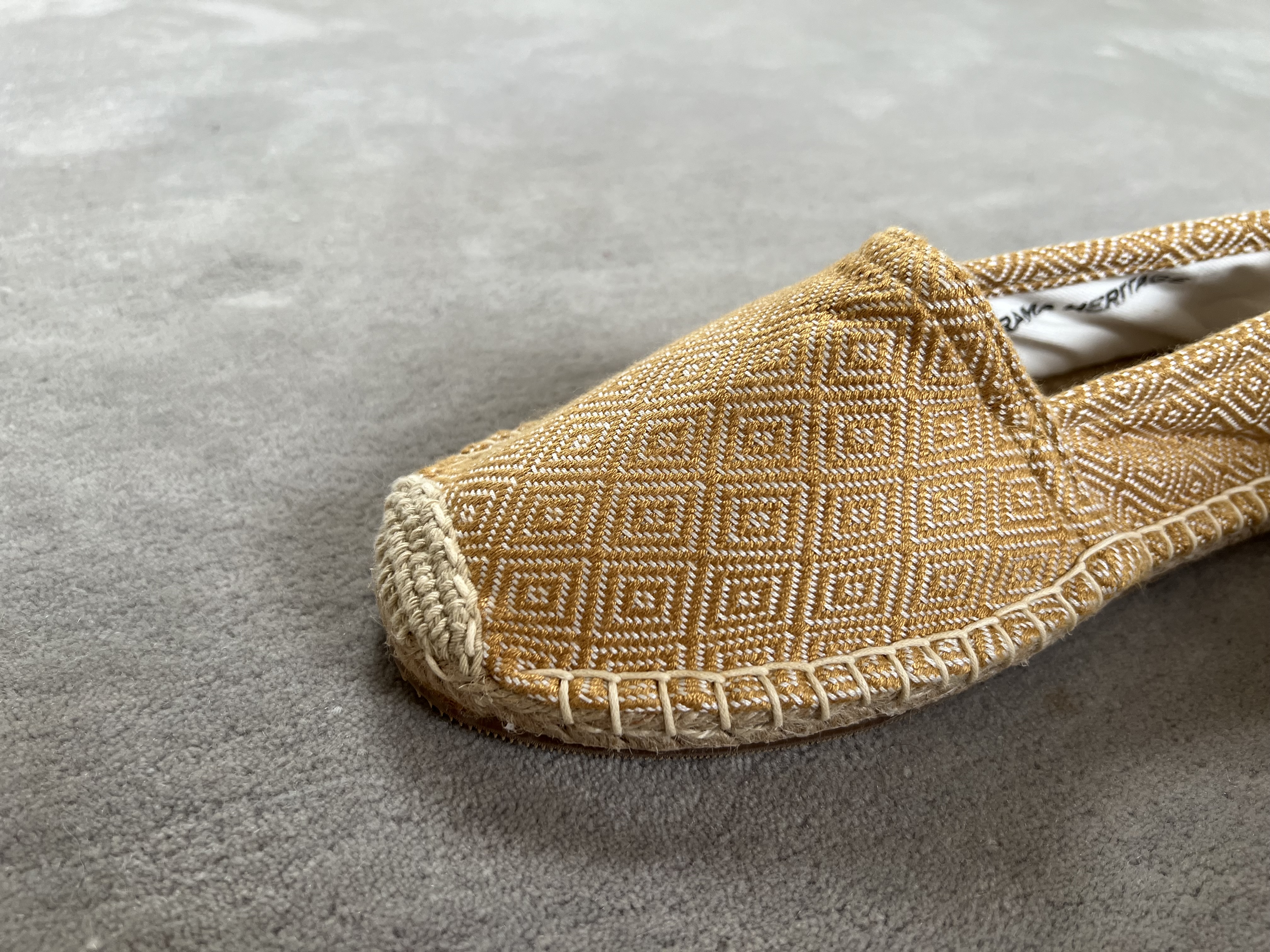 Les espadrilles Krama Heritage Diamond Or 5