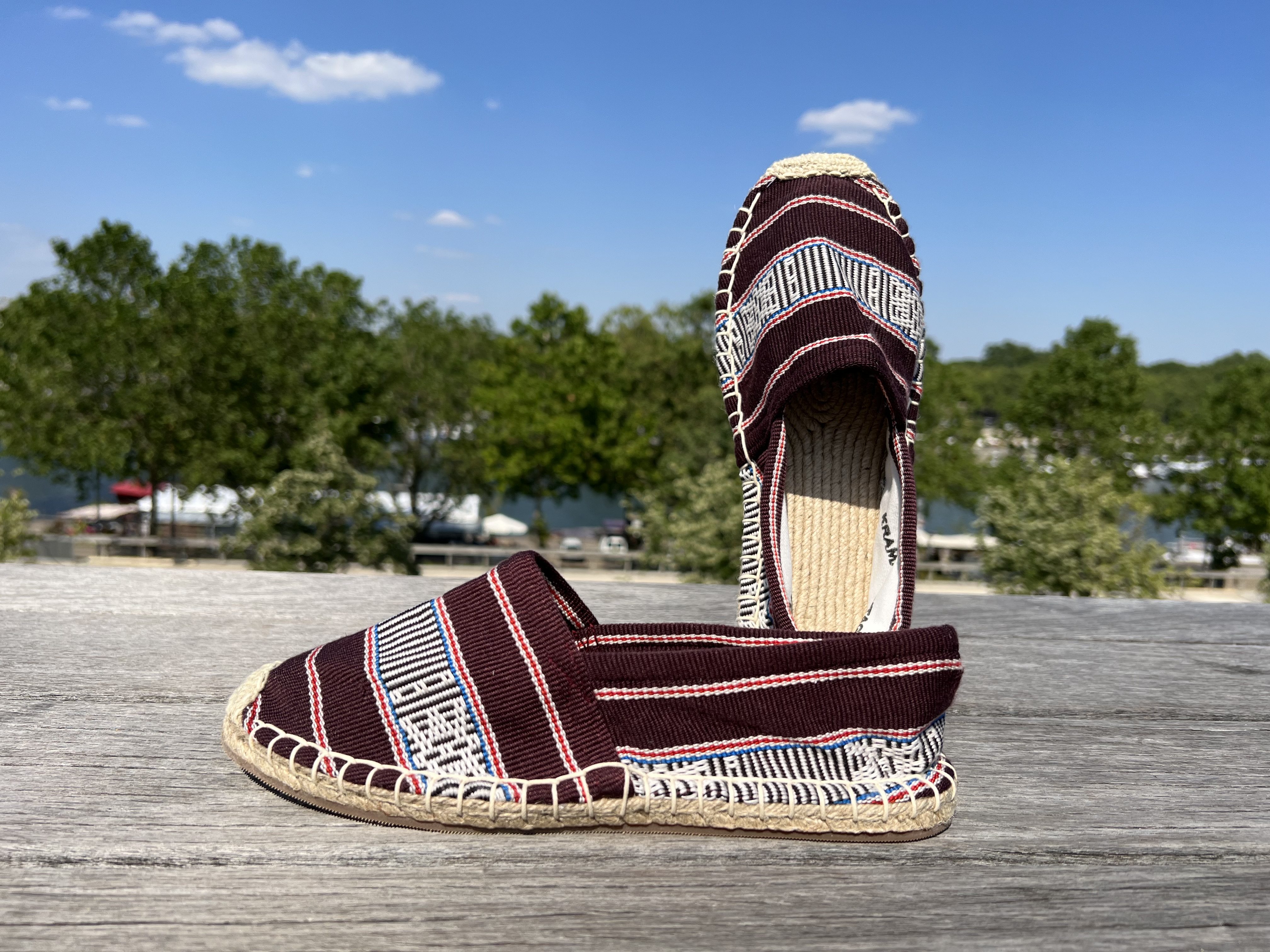 Les espadrilles Krama Heritage Ratanakiri Bordeaux 2