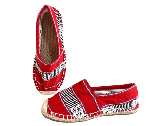 Les espadrilles Krama Heritage Ratanakiri Coquelicot