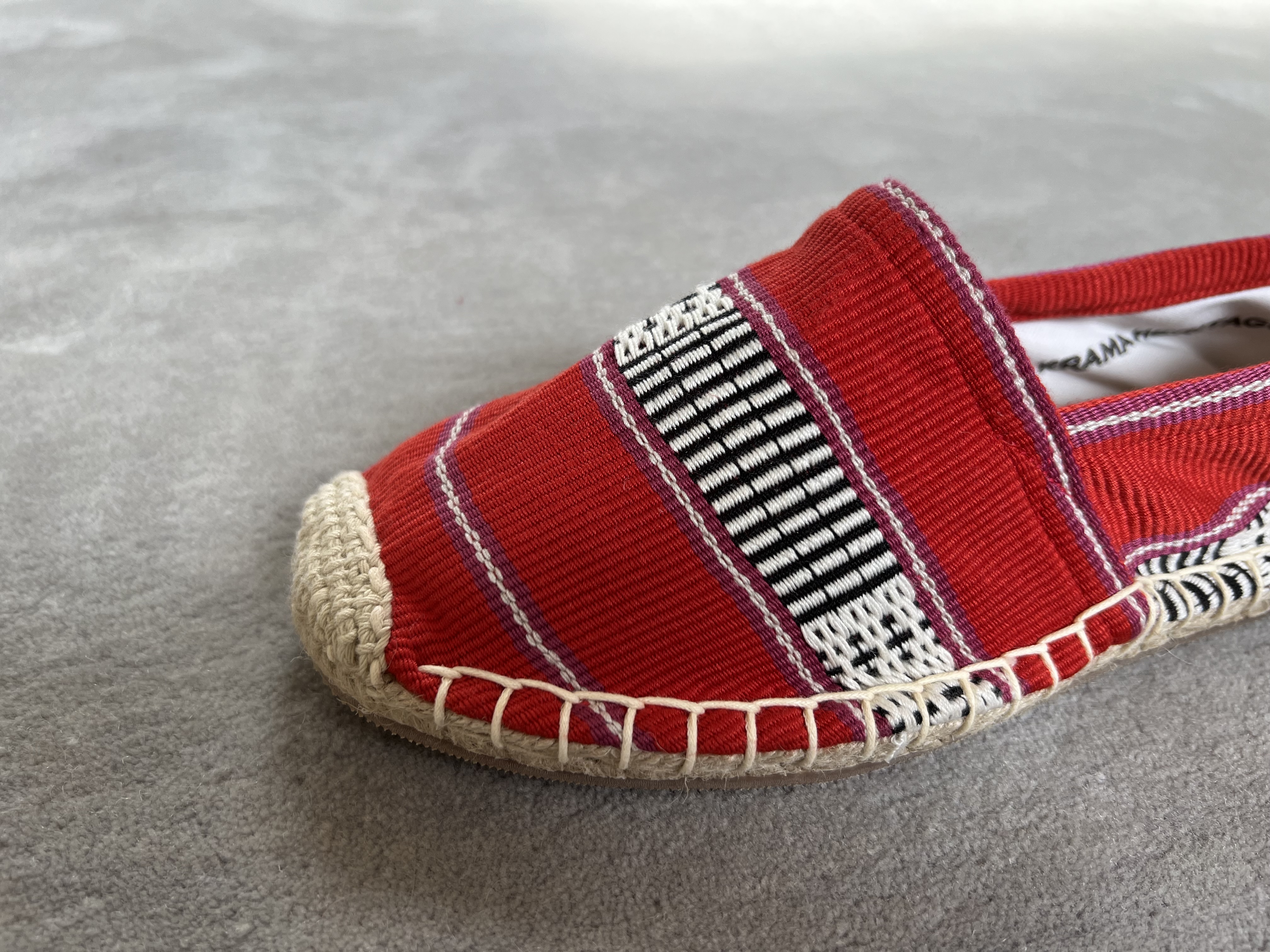 Les espadrilles Krama Heritage Ratanakiri Coquelicot 5
