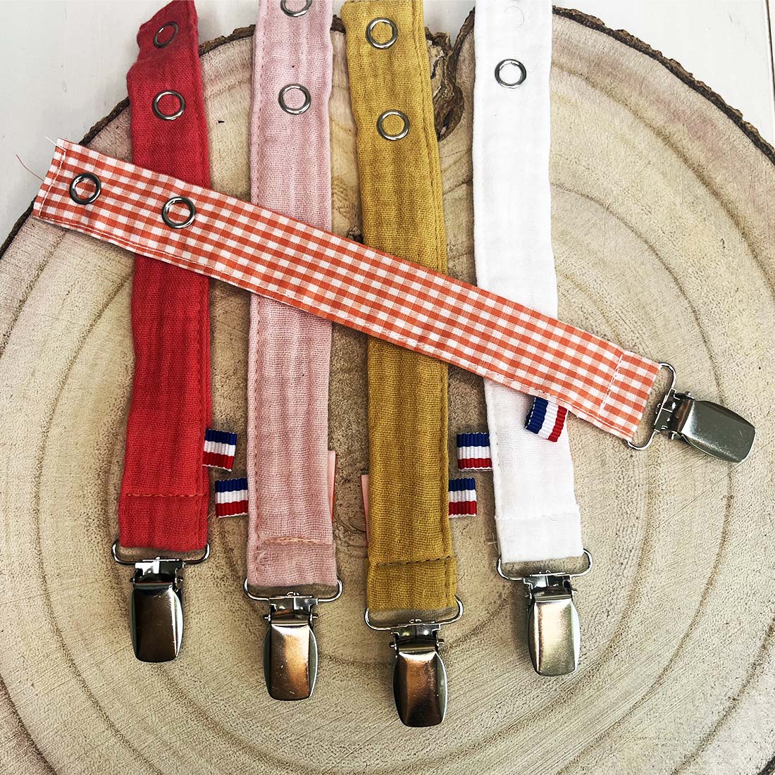 Attache Tétine en Coton Bio Teddy Fraise 2