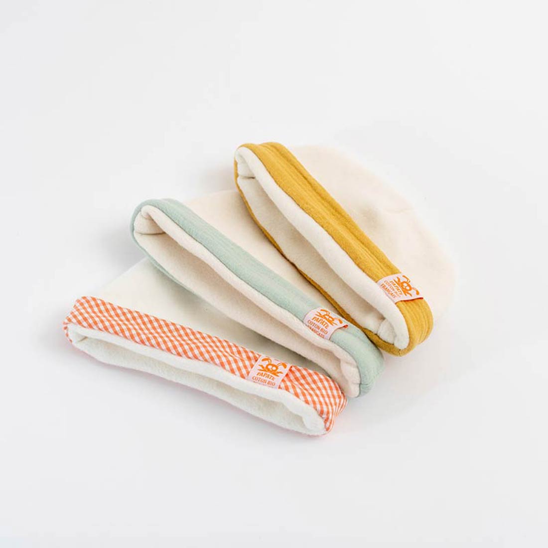 Bonnet de Naissance en Coton Bio Blanc et Vert 7